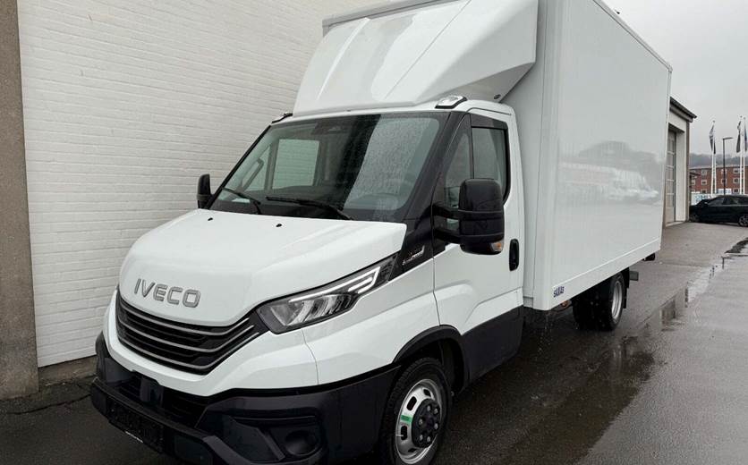 Iveco Daily 3,0 35C21H Box m/lift AG8