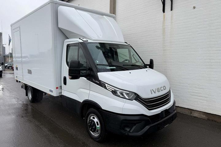 Hvid Iveco Daily fra 2025
