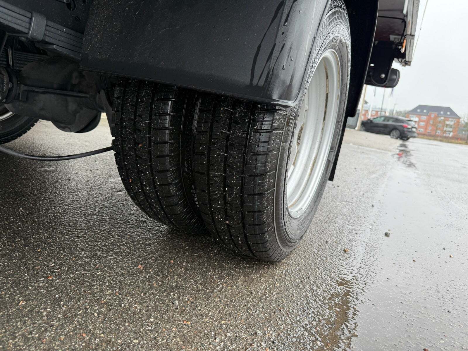 Hvid Iveco Daily fra 2025