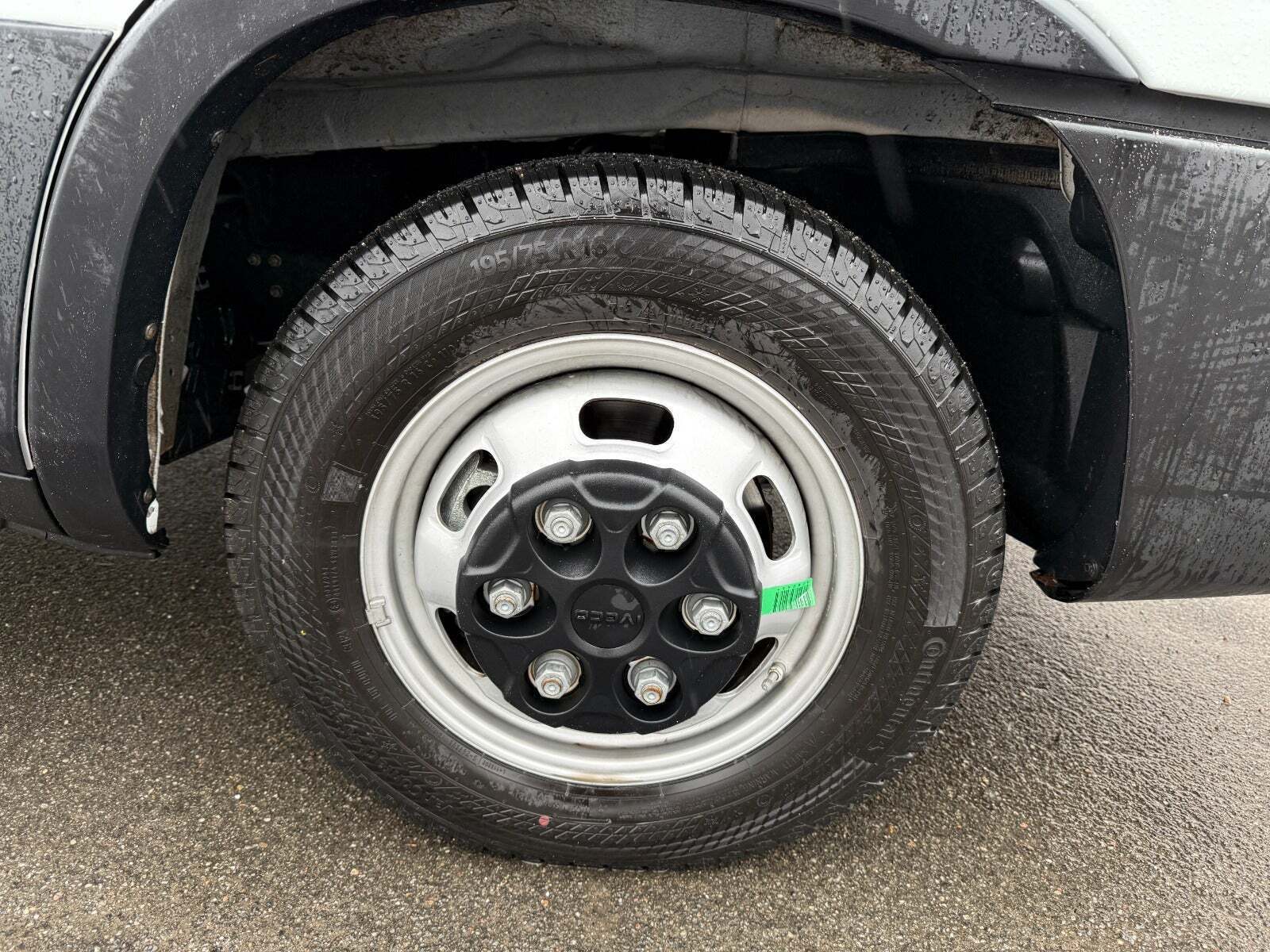 Hvid Iveco Daily fra 2025