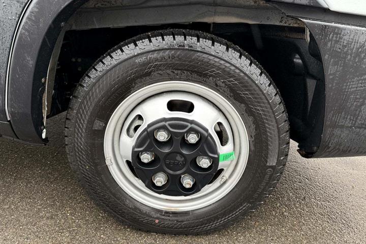 Hvid Iveco Daily fra 2025
