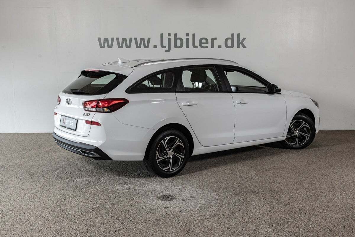 Hyundai i30 1,0 T-GDi Essential stc.