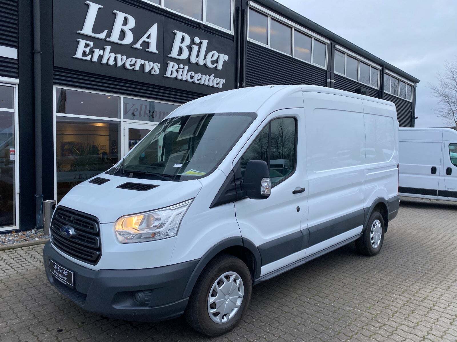 Hvid Ford Transit 350 L2 Van fra 2019