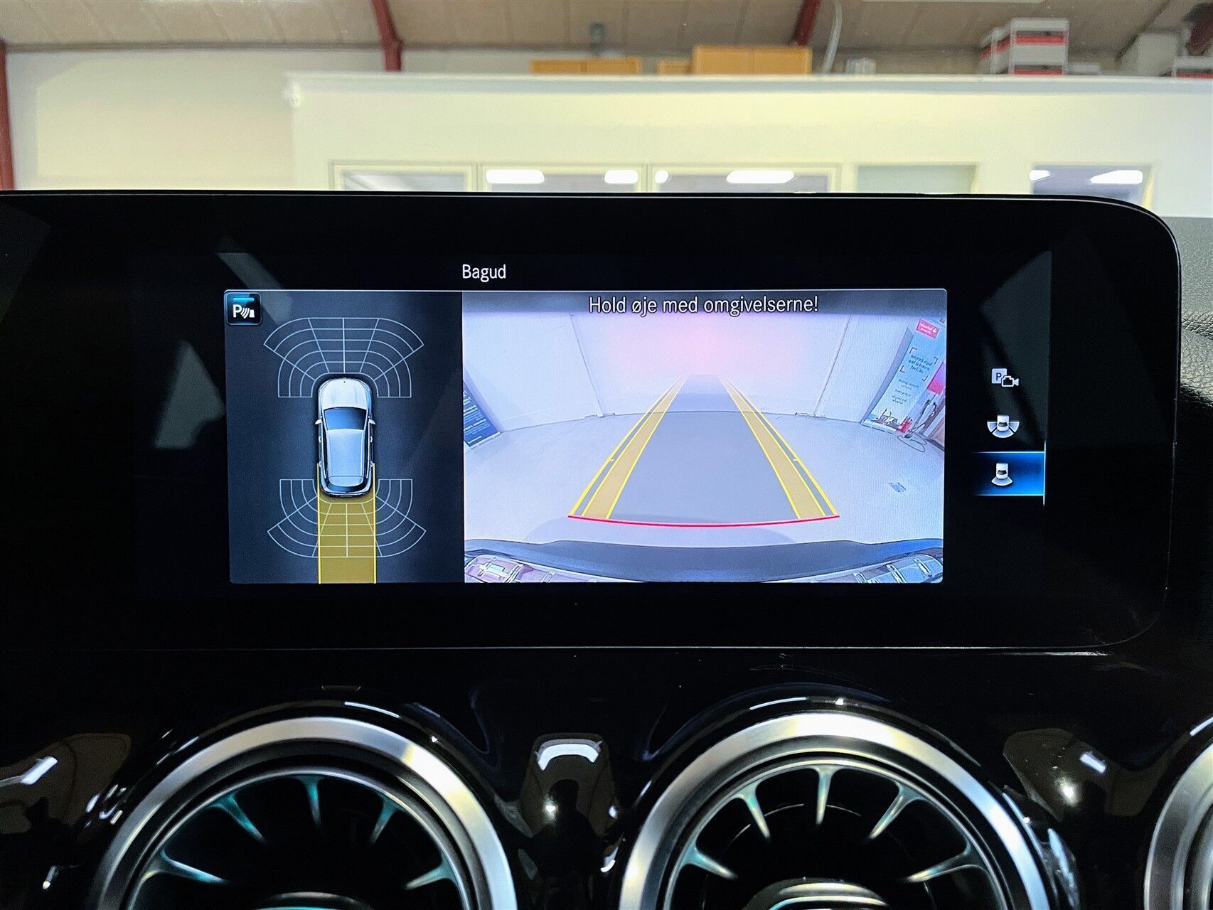 Sort Mercedes EQA 250 fra 2021