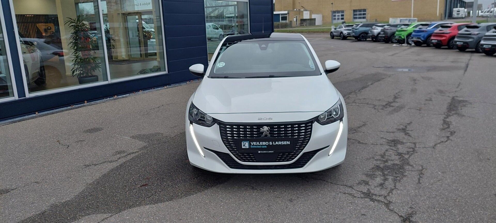 Peugeot 208 1,2 PureTech Allure Sky 100HK 5d 6g