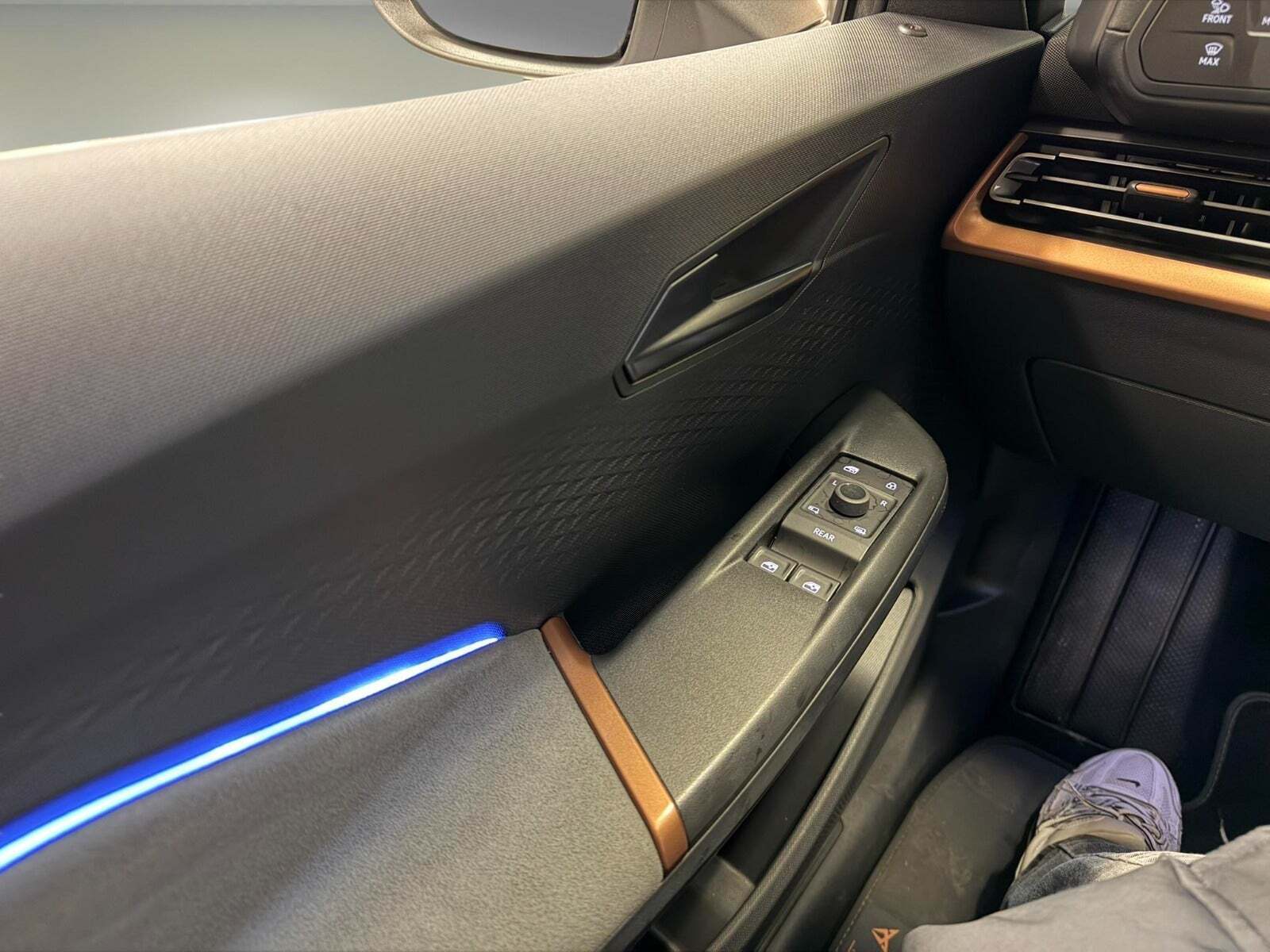 Hvid Cupra Born fra 2023