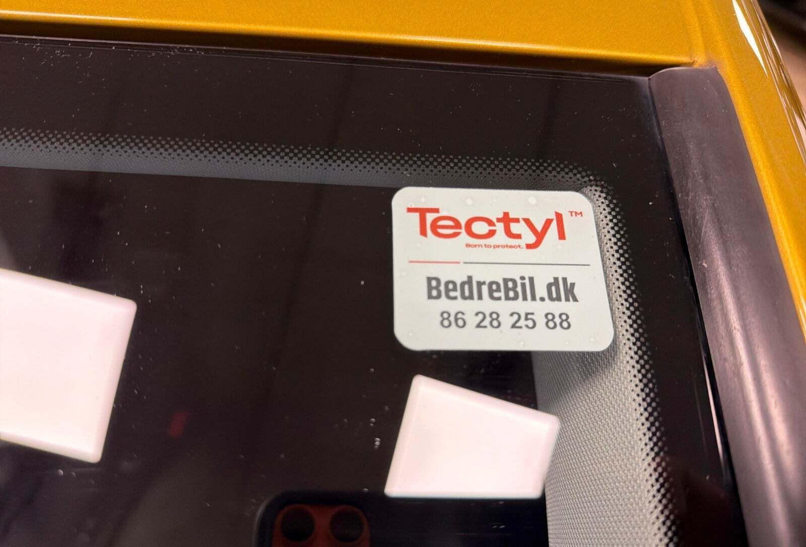 Gul VW Golf VII fra 2018