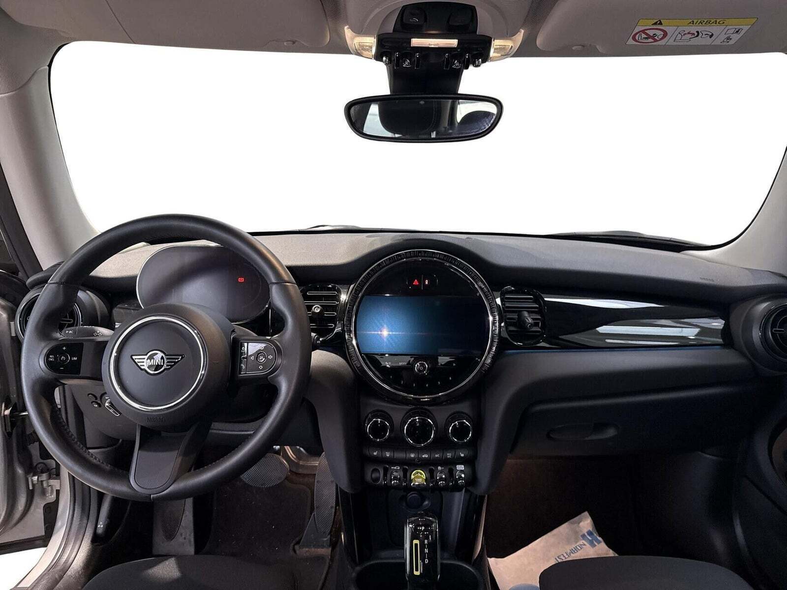 Grå Mini Cooper SE fra 2023