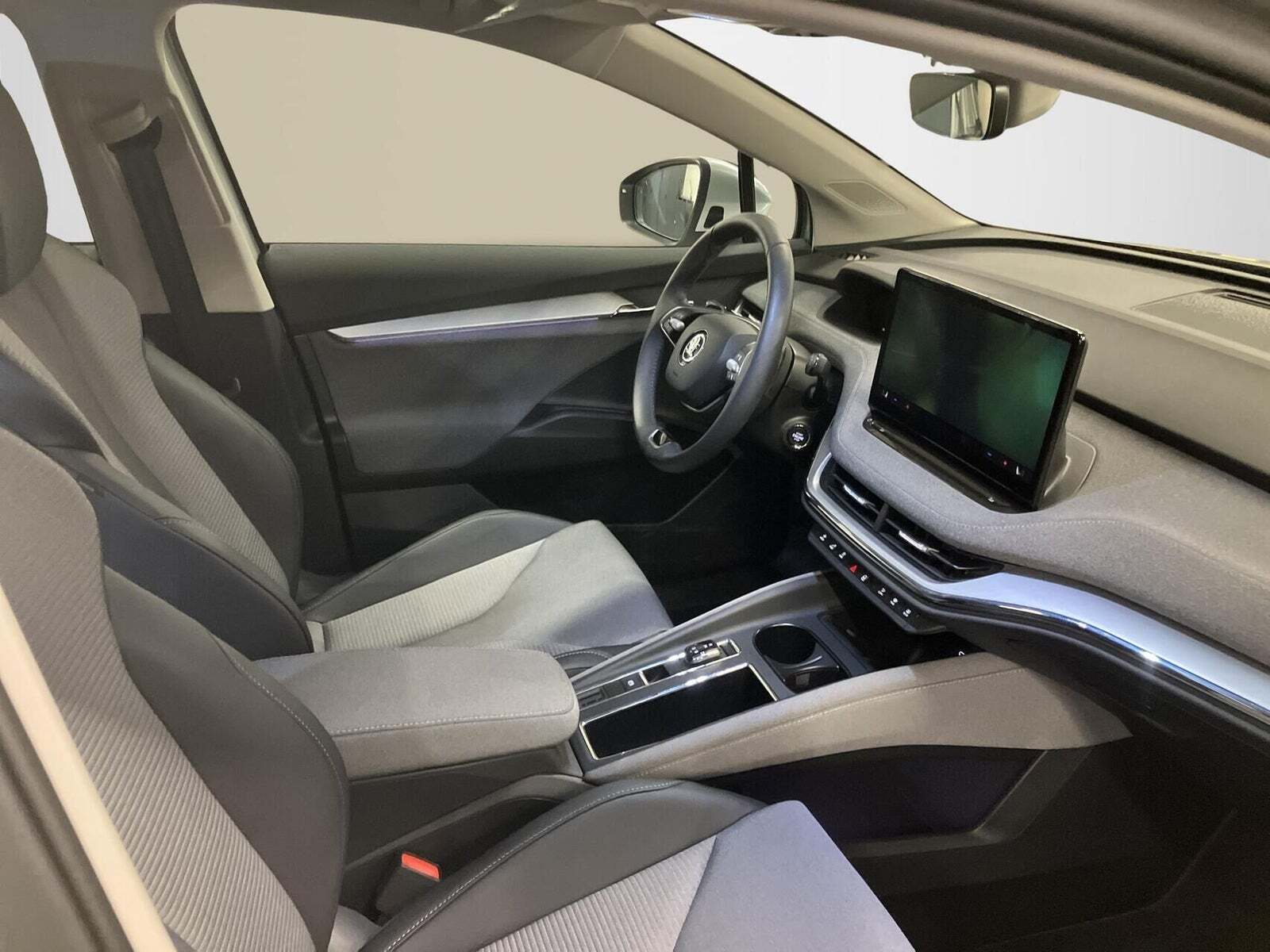 Sølv Skoda Enyaq fra 2025