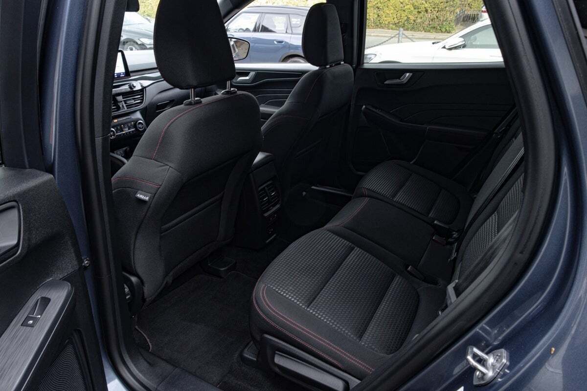 Ford Kuga 2,5 PHEV ST-Line CVT