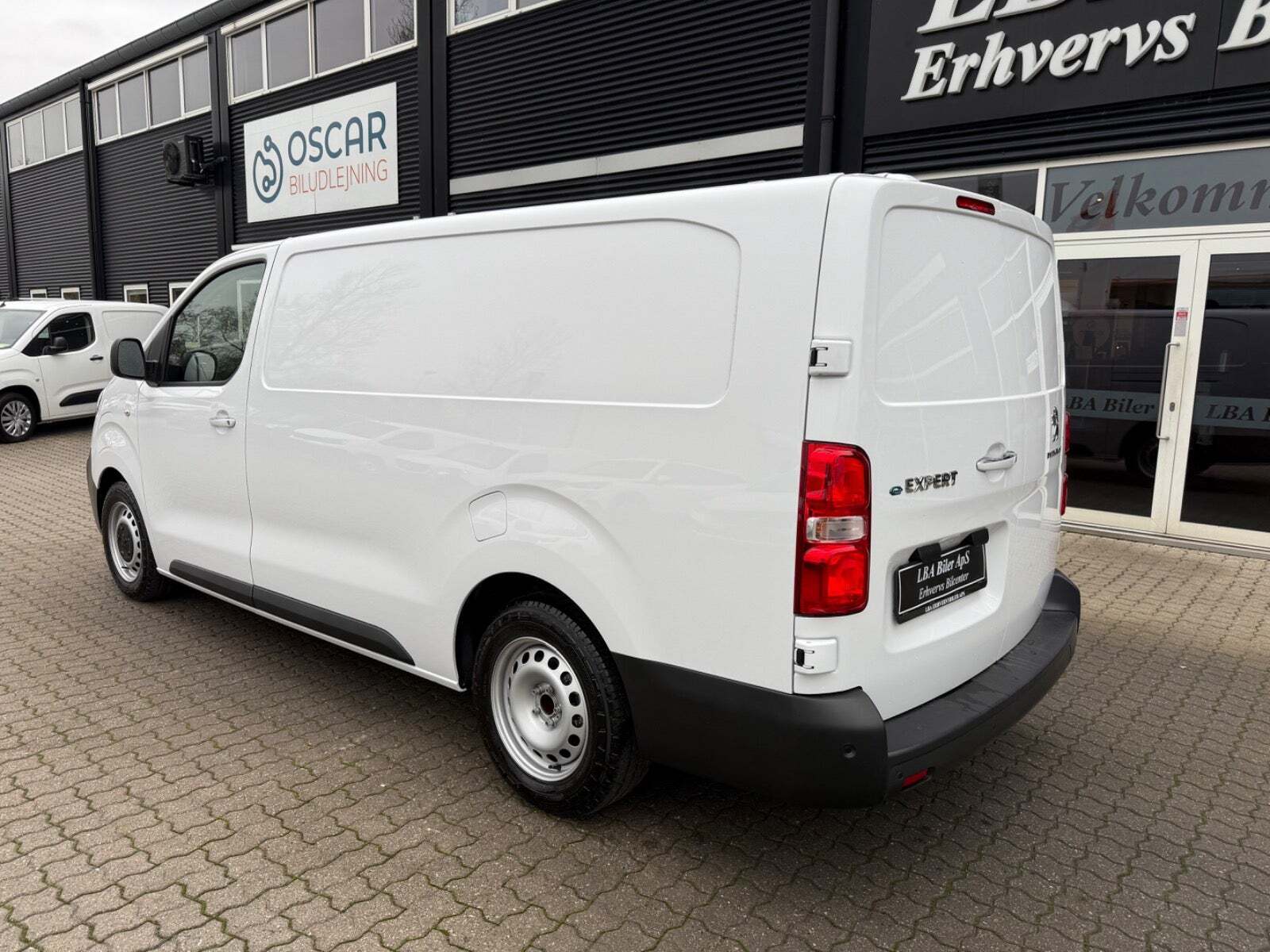 Peugeot e-Expert 75 L3 Premium Van