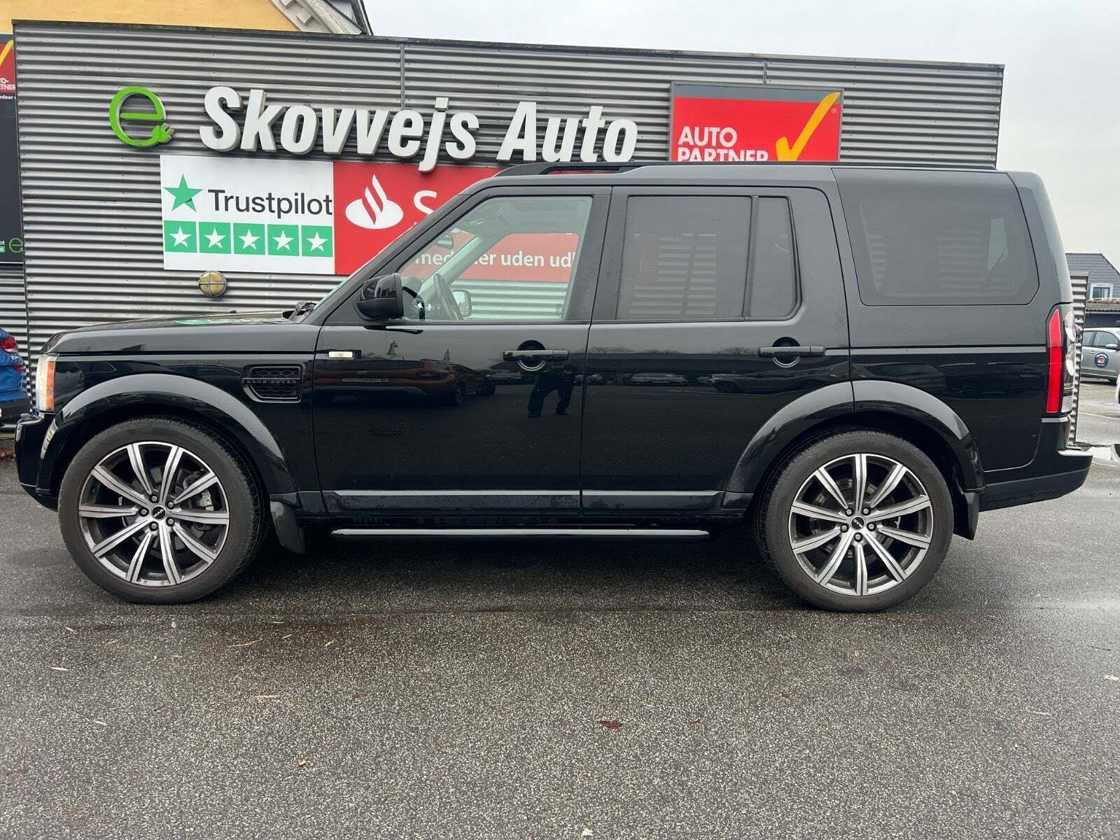 Sort Land Rover Discovery 4 fra 2013