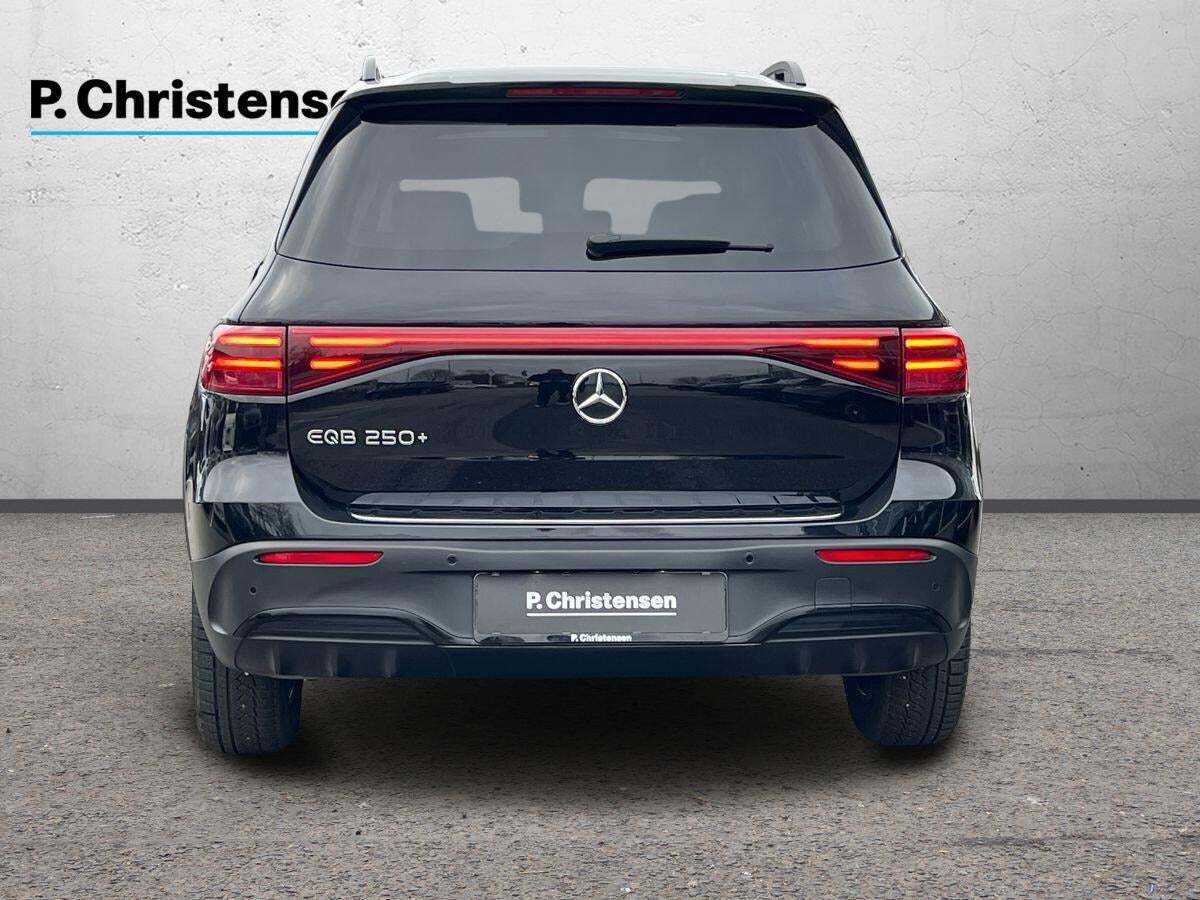 Mercedes EQB250+ AMG Premium