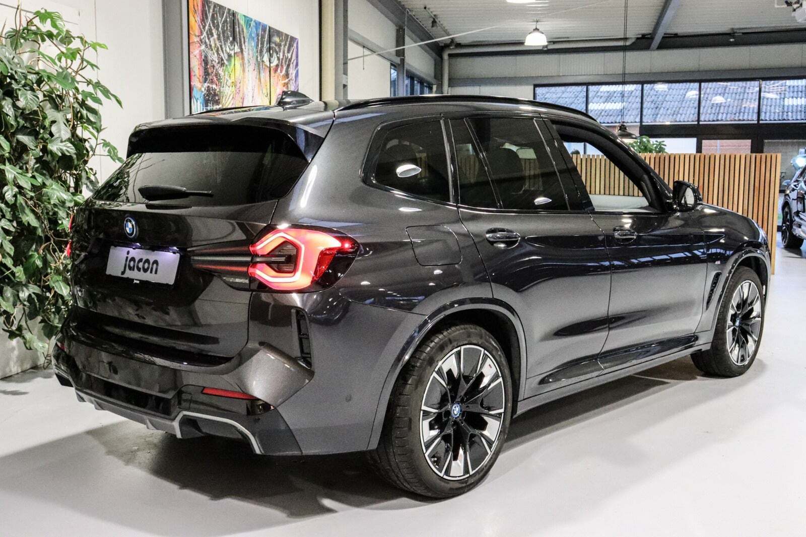 BMW iX3 Charged M-Sport