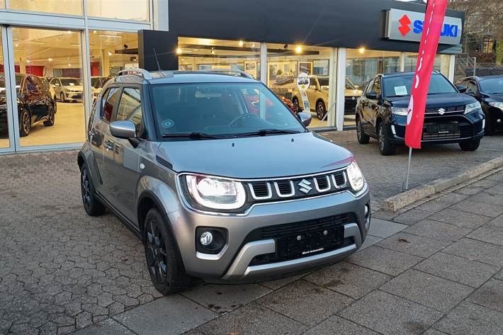 Sølv Suzuki Ignis fra 2021 set udefra