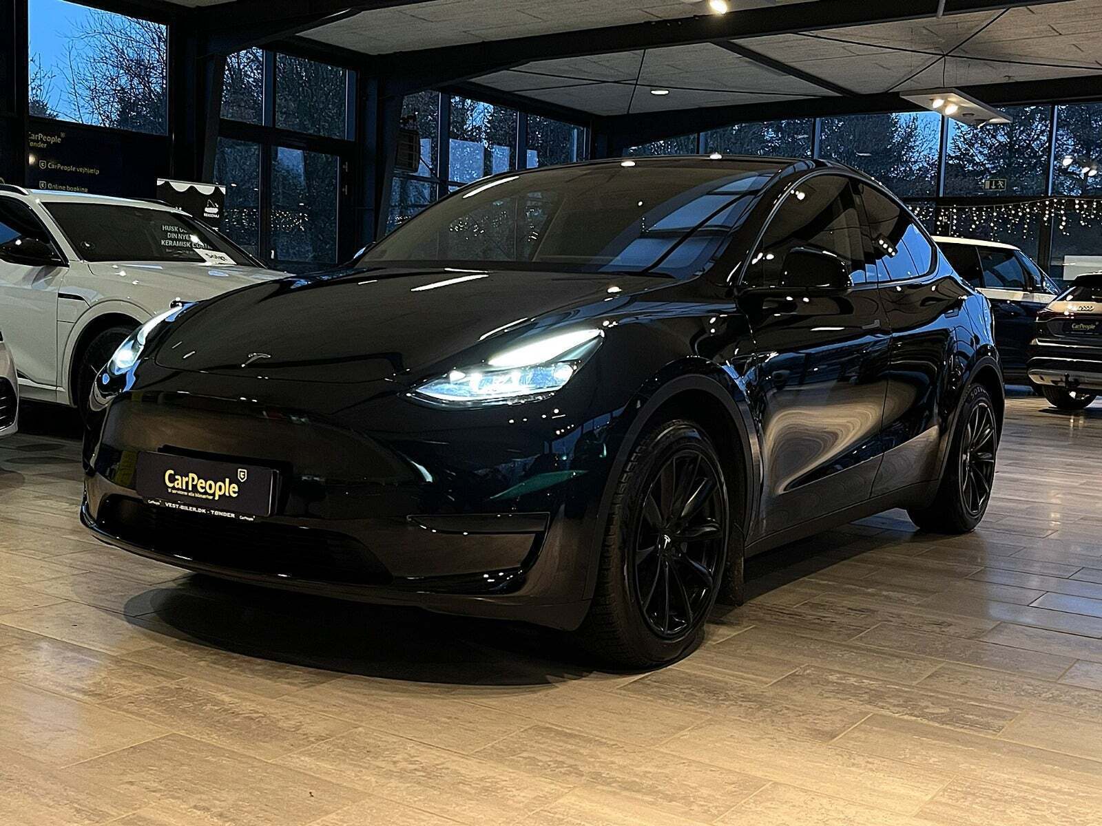 Tesla Model Y RWD