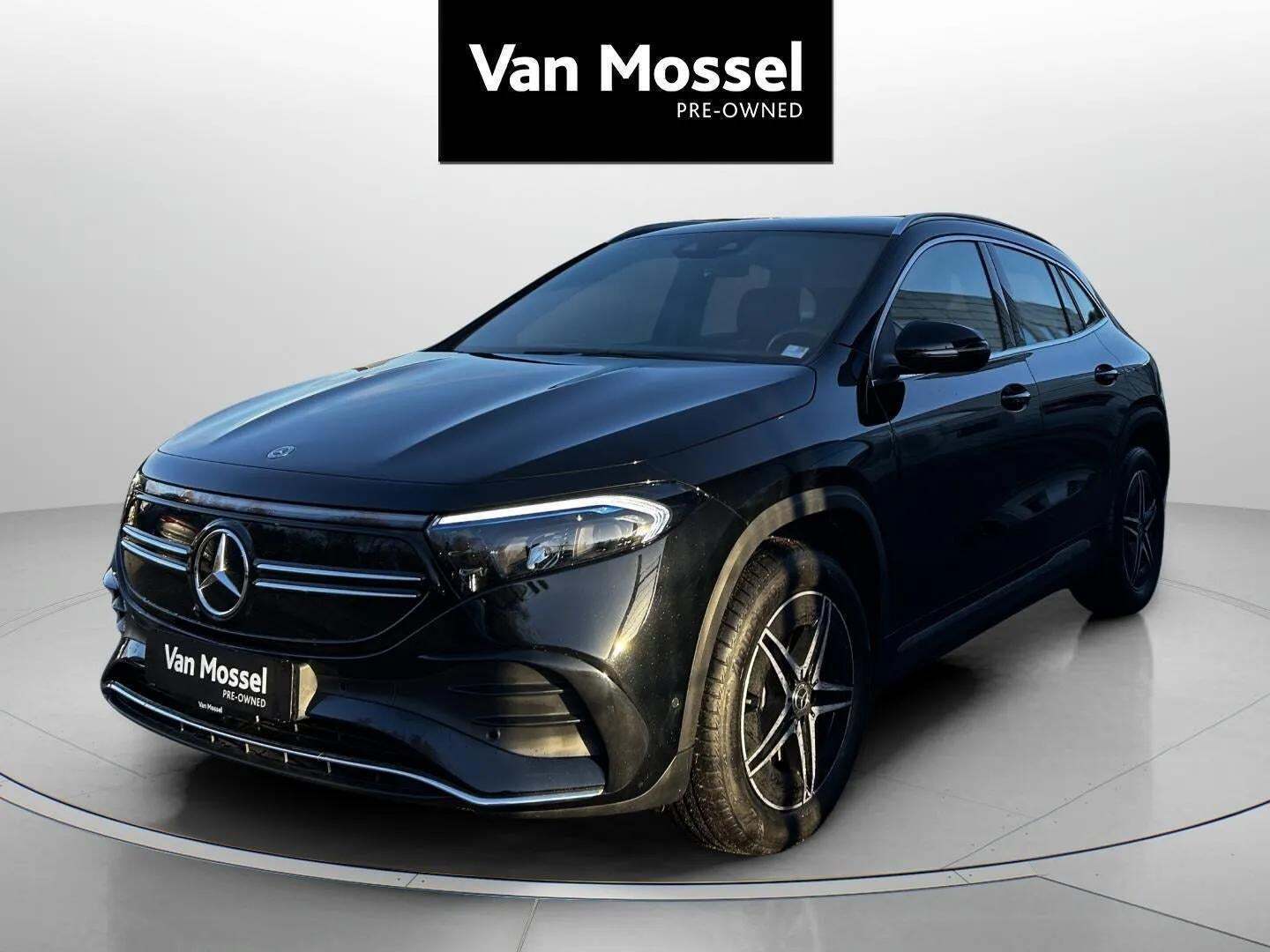 Sort Mercedes EQA250 fra 2023