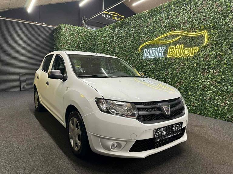 Dacia Sandero 1,2 16V Base