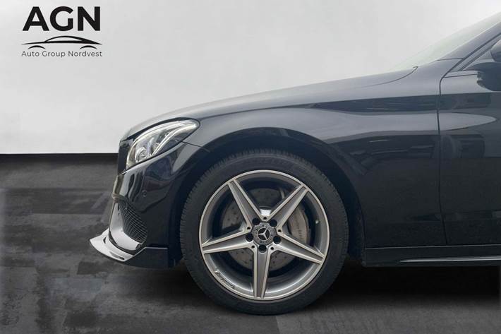 Sort Mercedes C300 fra 2015