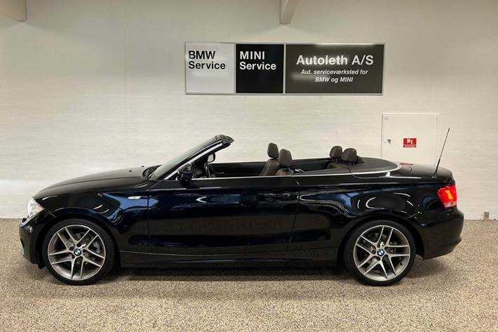 Sort BMW 118i fra 2013