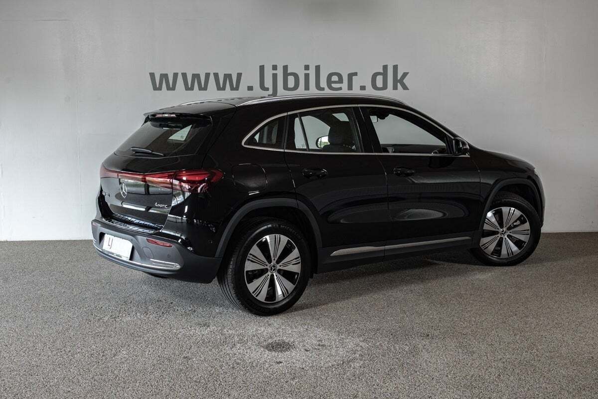 Mercedes EQA300 4Matic