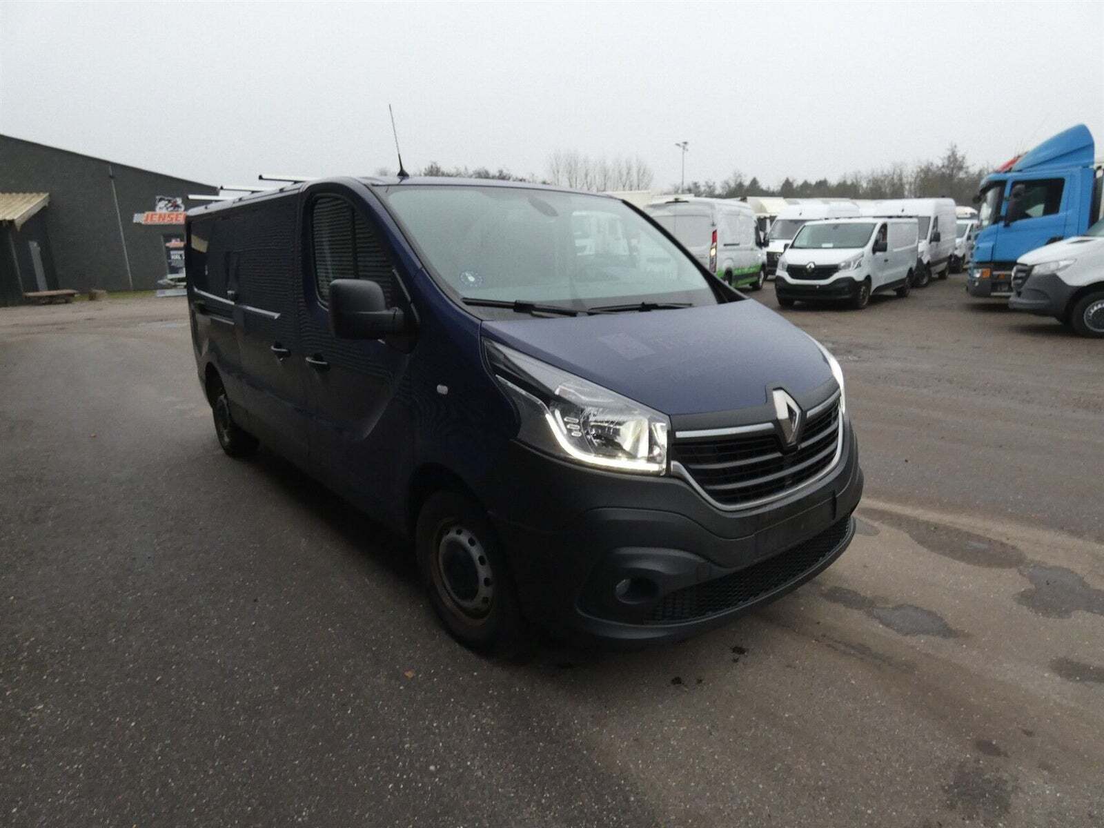 Renault Trafic T29 2,0 dCi 120 L2H1