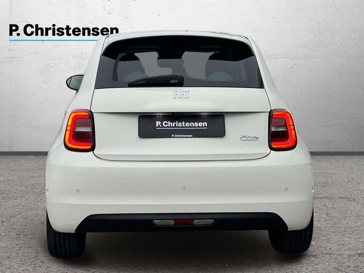 Fiat 500e 42 la Prima 3+1