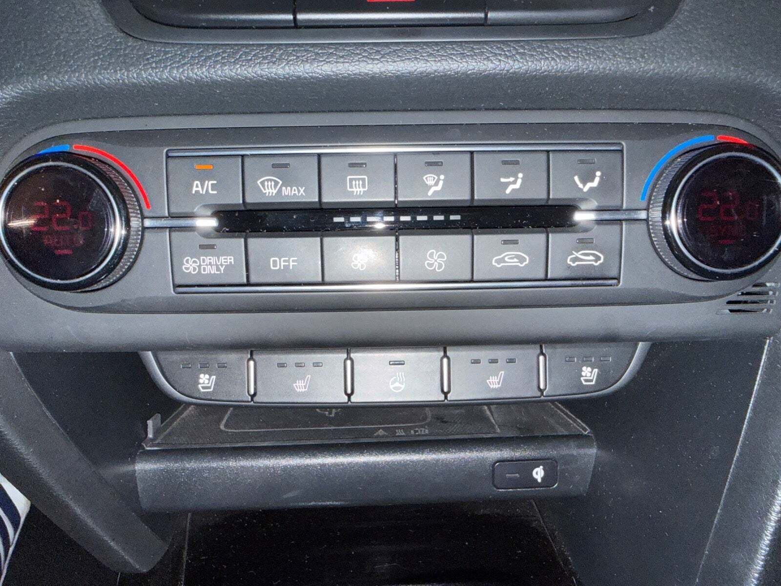 Hvid Kia XCeed fra 2021