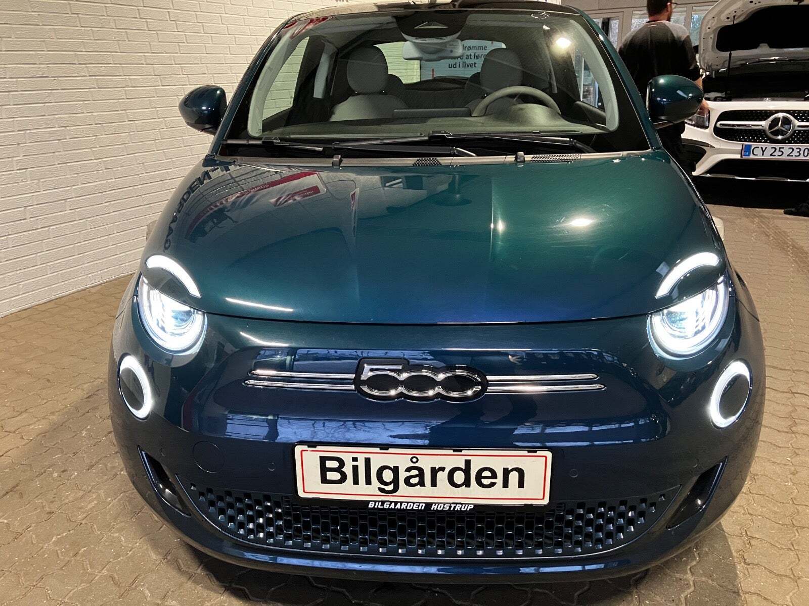 Fiat 500e 42 la Prima 3+1