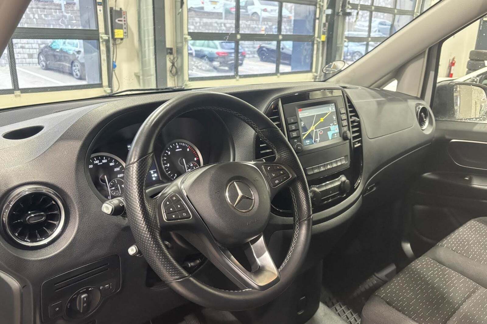 Mercedes Vito 114 2,0 CDi Kassevogn aut. L RWD