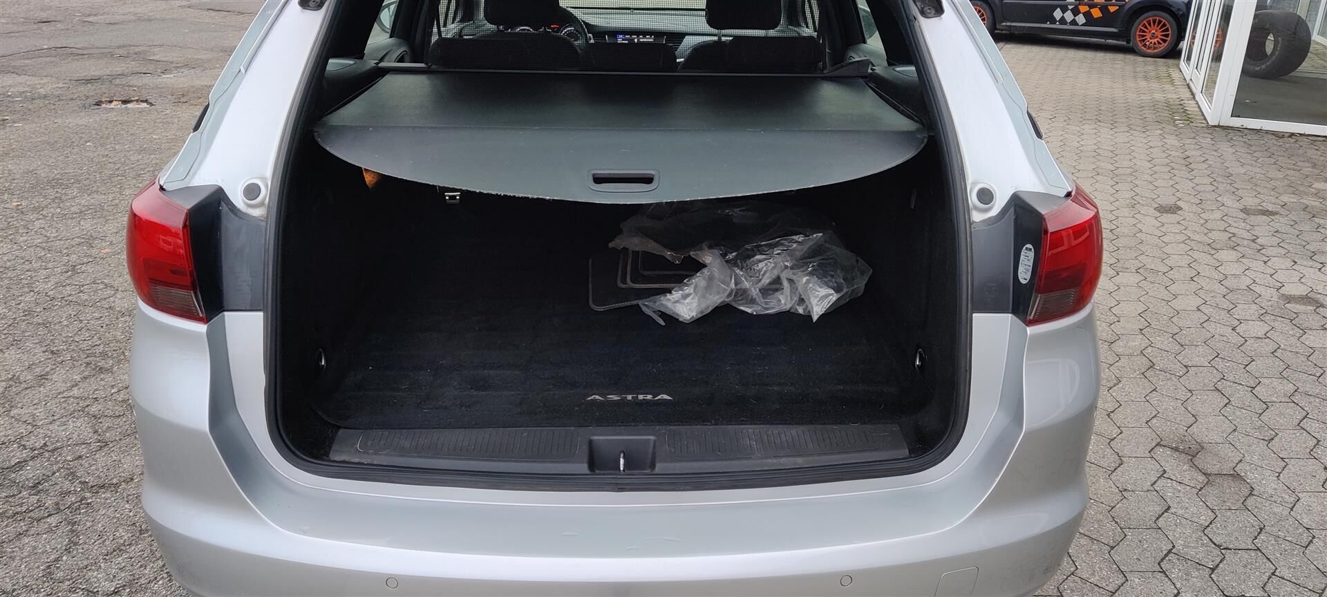 Opel Astra 1,5 Sports Tourer Turbo Euro Limited 122HK Stc 6g