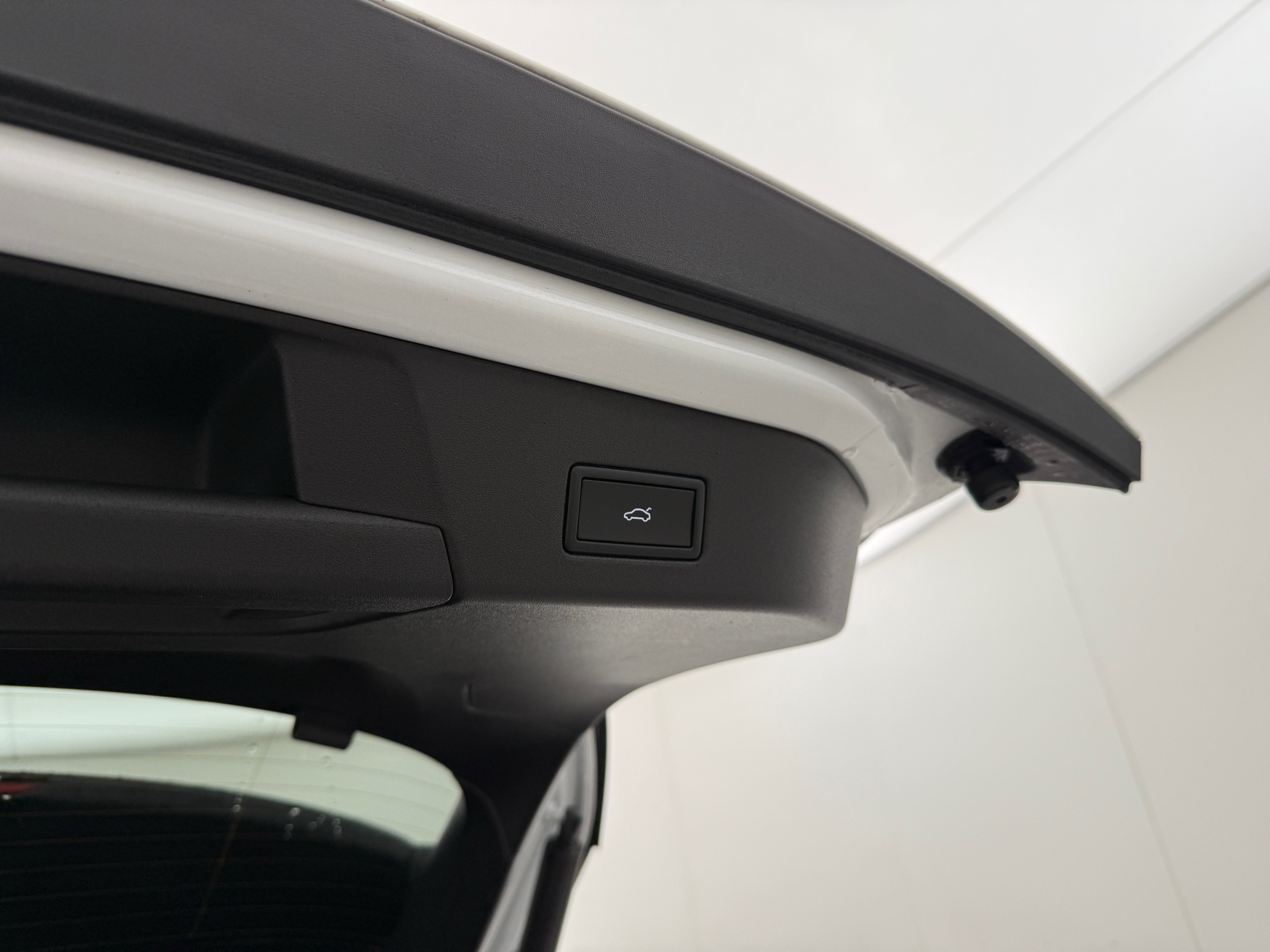 Hvid VW ID.4 fra 2025