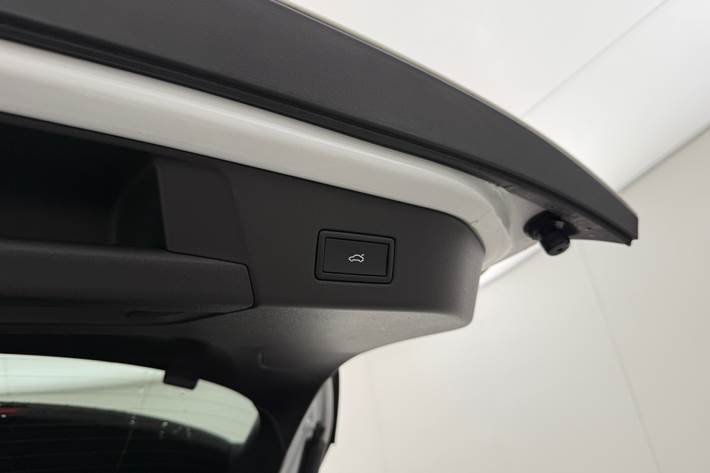 Hvid VW ID.4 fra 2025