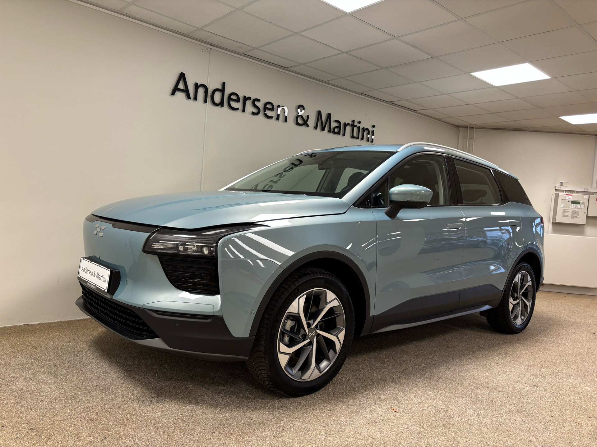 Aiways U5 EL Premium 204HK 5d Aut.