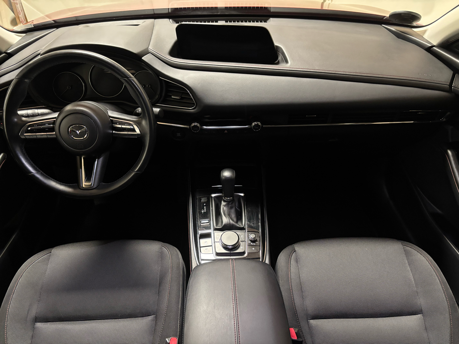 Rød Mazda CX-30 fra 2022