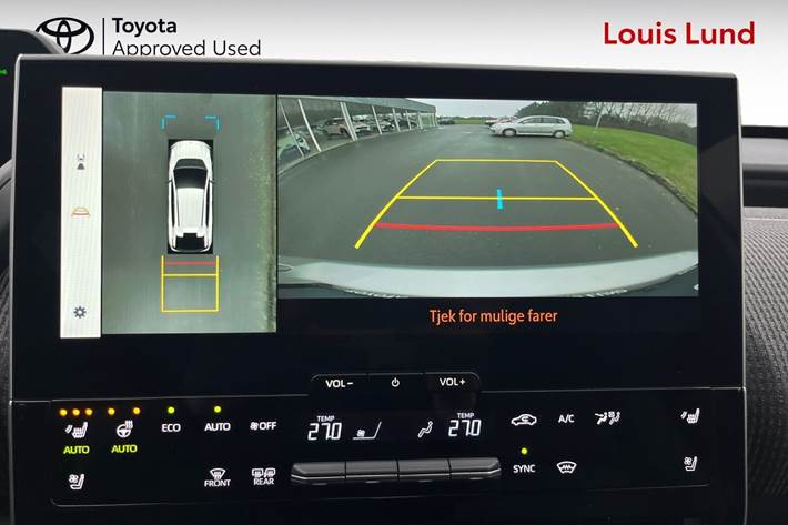 Sølv Toyota BZ4X fra 2025