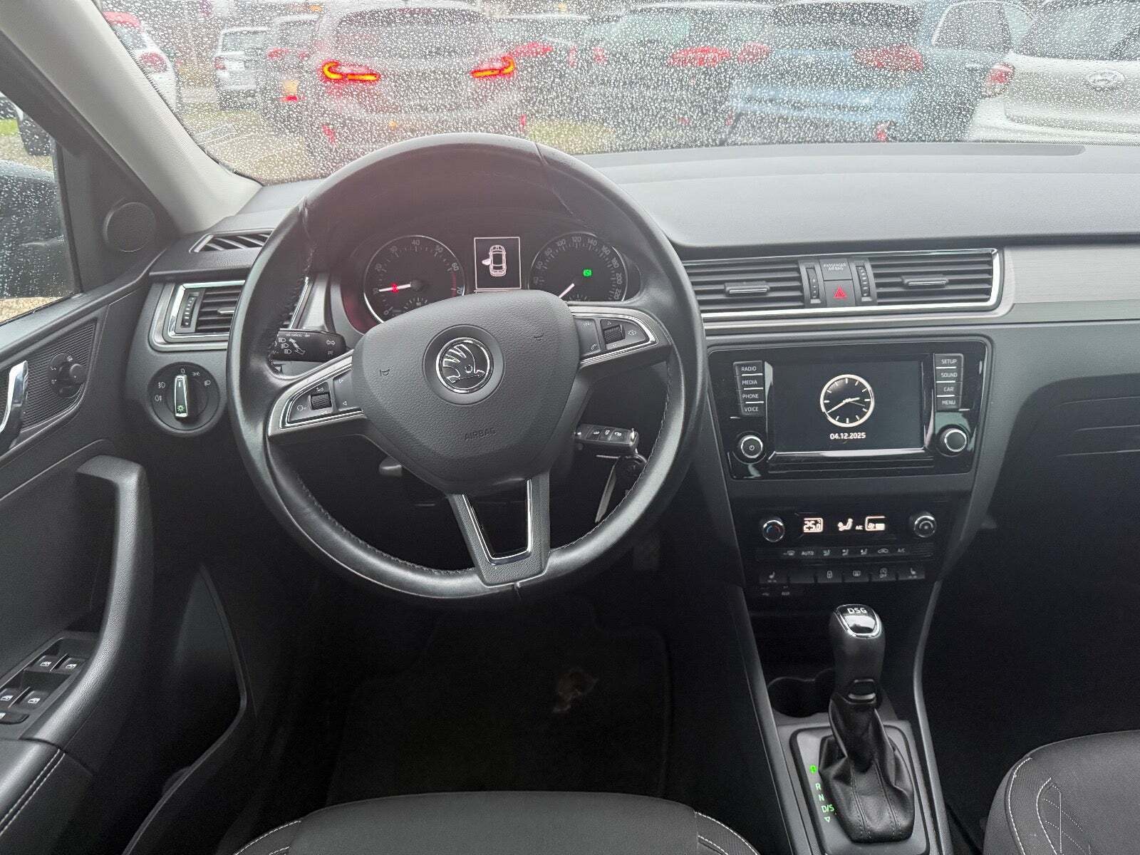 Sort Skoda Rapid fra 2017