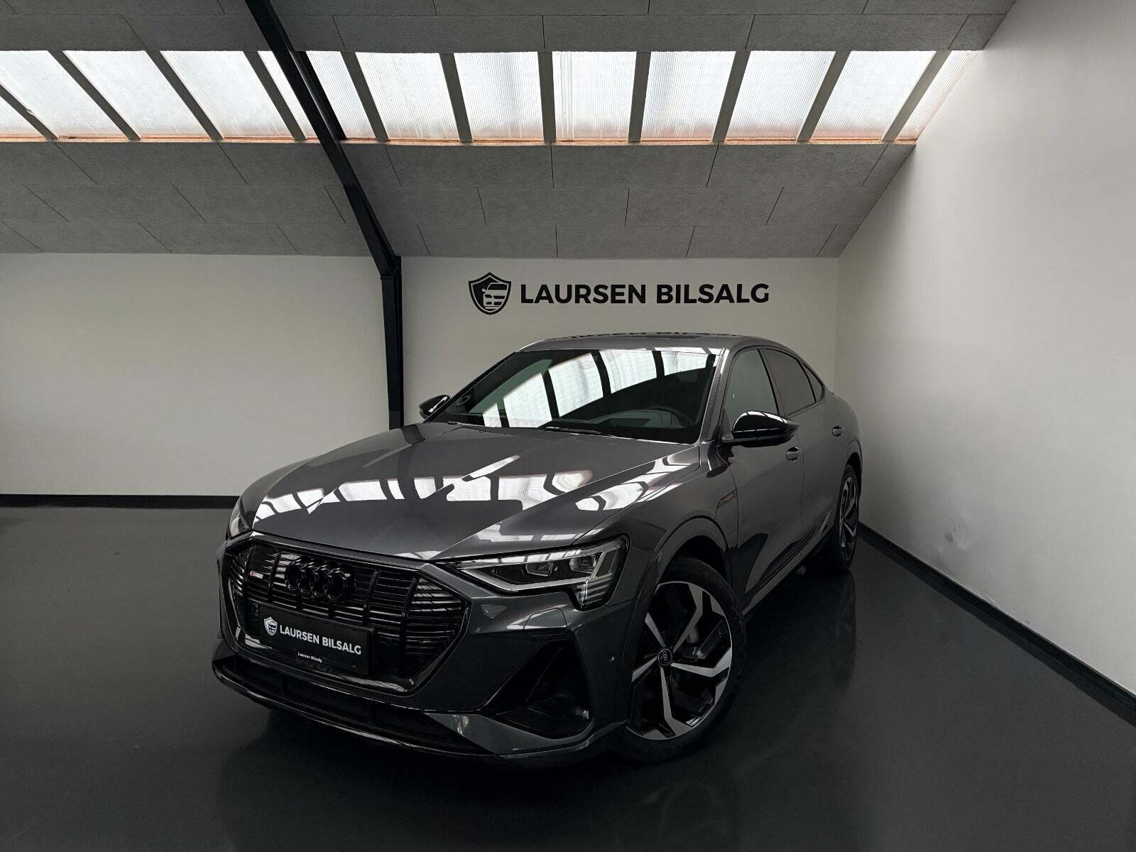 Audi e-tron 55 S-line Sportback quattro