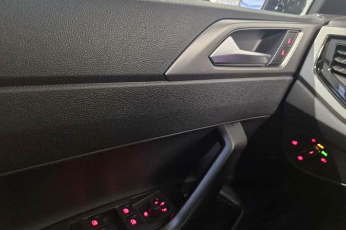 Sort VW Polo fra 2020