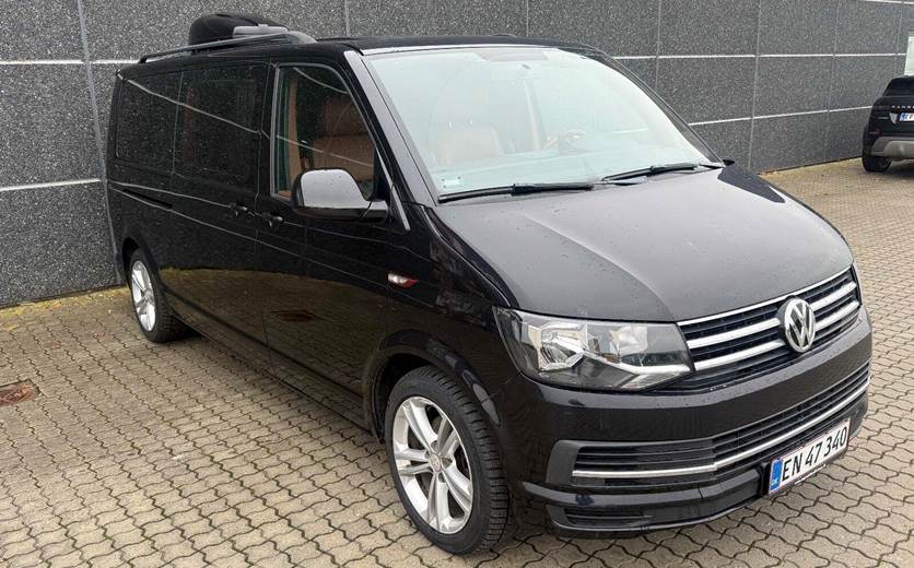 VW Multivan 2,0 TDi 140 Comfortline DSG kort