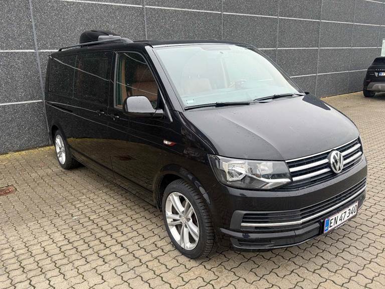 VW Multivan 2,0 TDi 140 Comfortline DSG kort