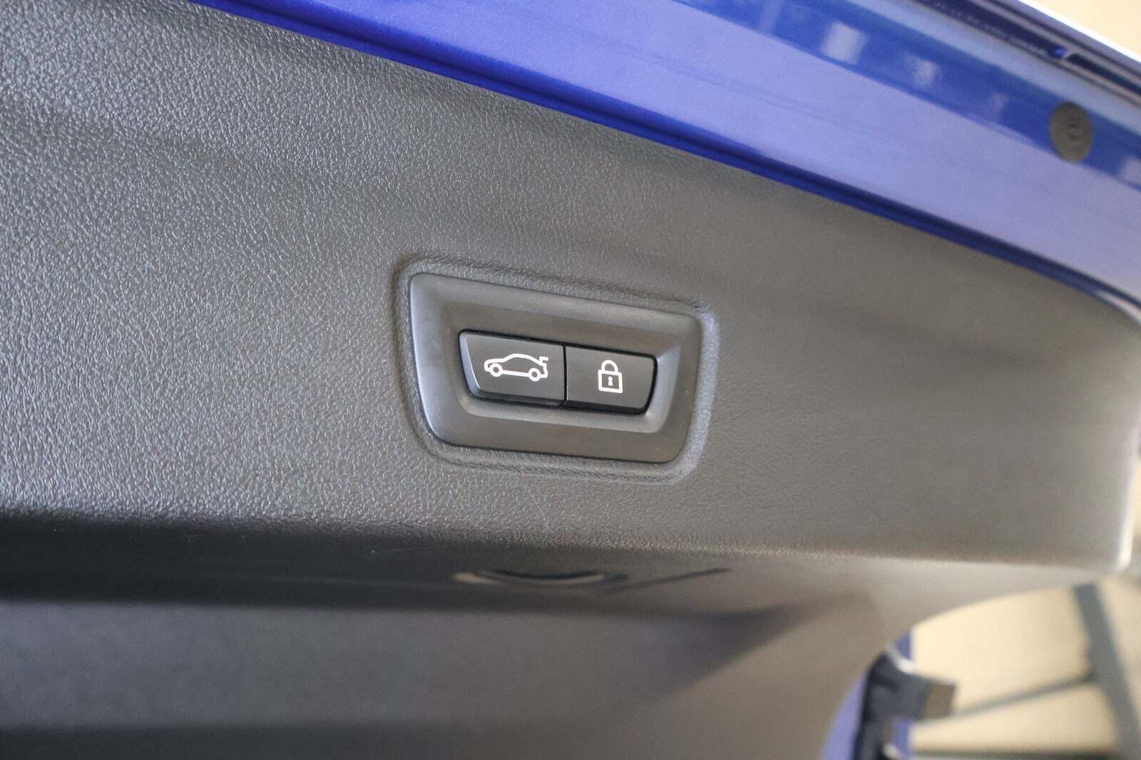 Blå BMW i4 fra 2022