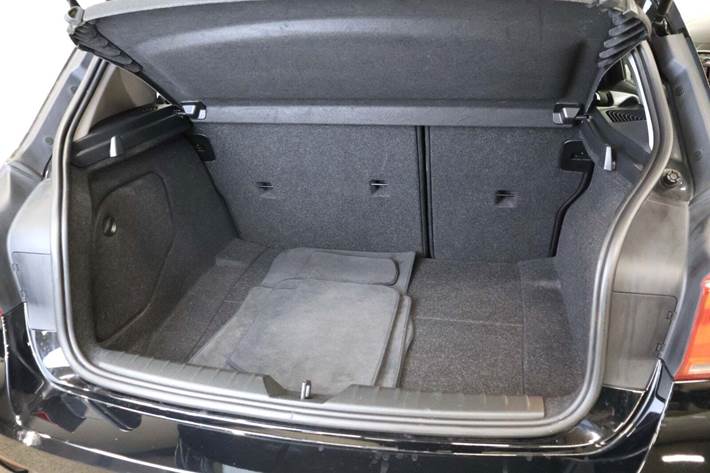 Sort BMW 118i fra 2016