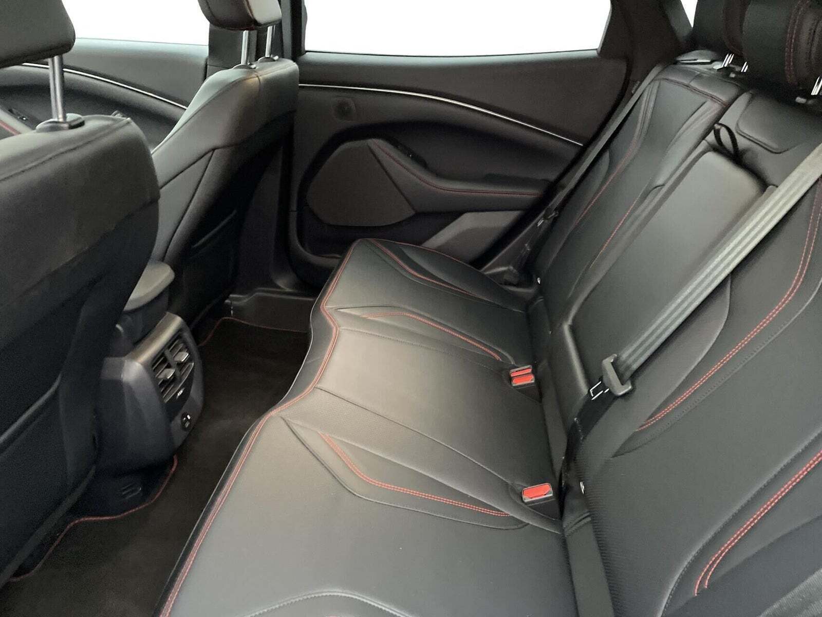 Ford Mustang Mach-E 98 Premium Extended Range AWD