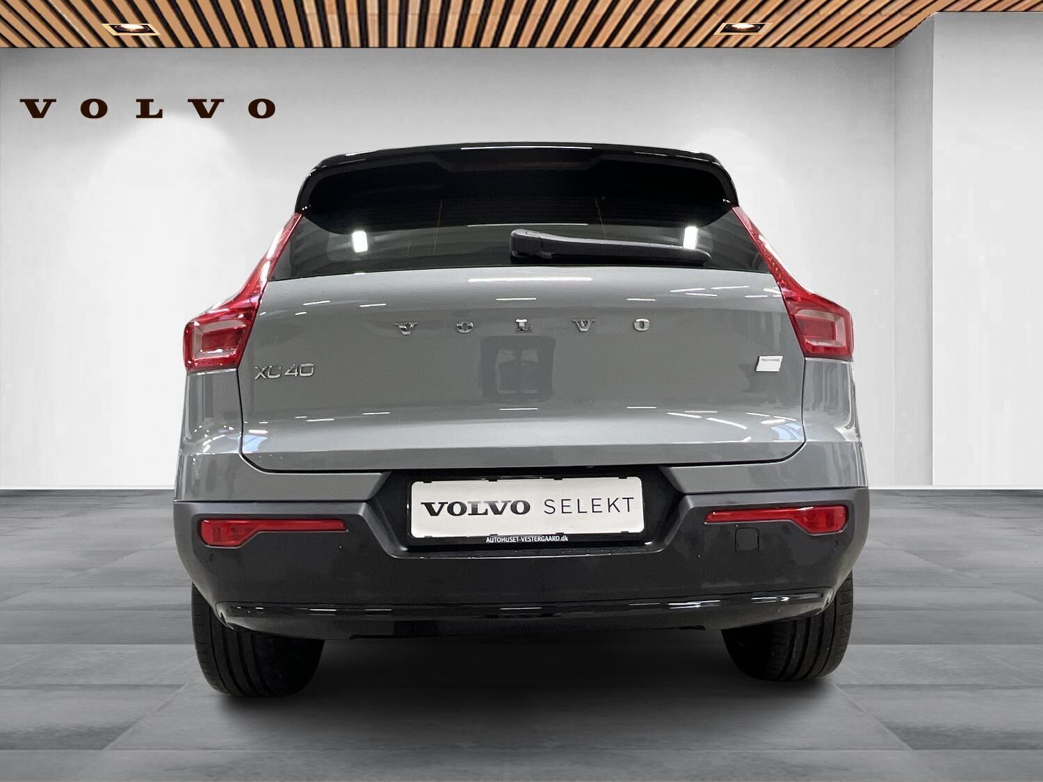 Volvo XC40 Standard Range Plus