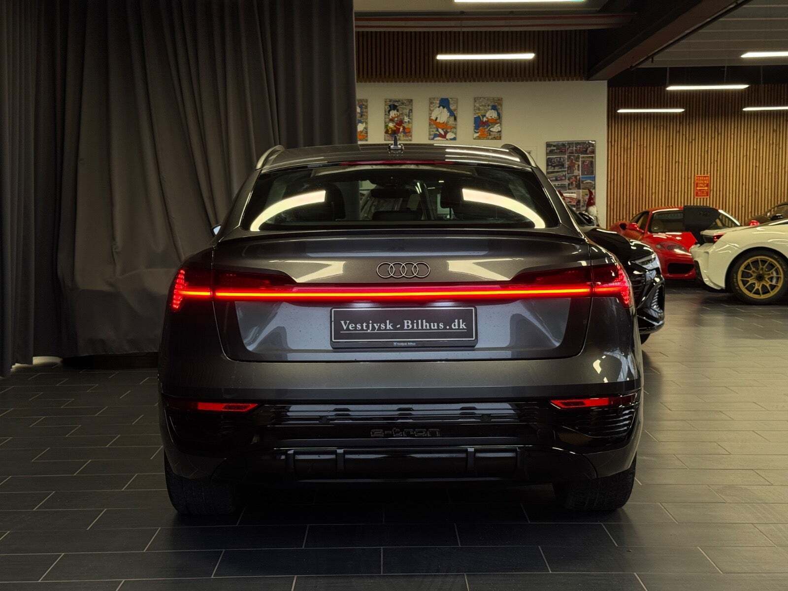 Audi Q8 e-tron 55 S-line Sportback quattro