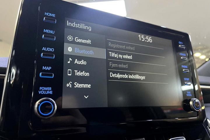 Blå Suzuki Swace fra 2020