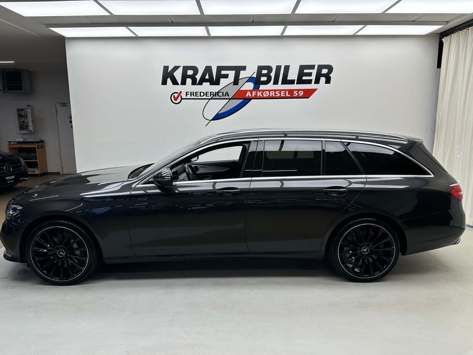 Mercedes E300 de 2,0 stc. aut.