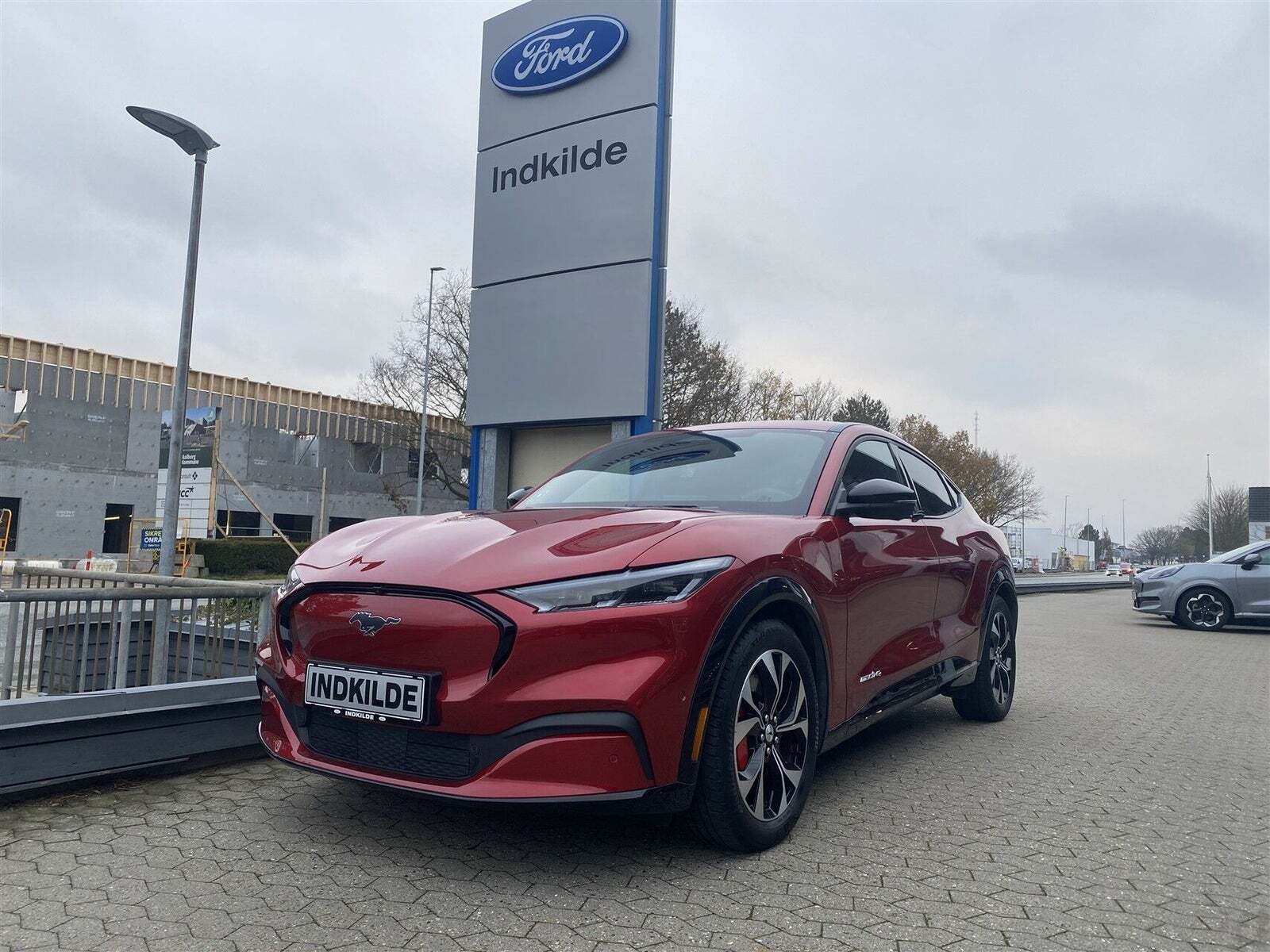 Ford Mustang Mach-E 75 Premium Standard Range AWD