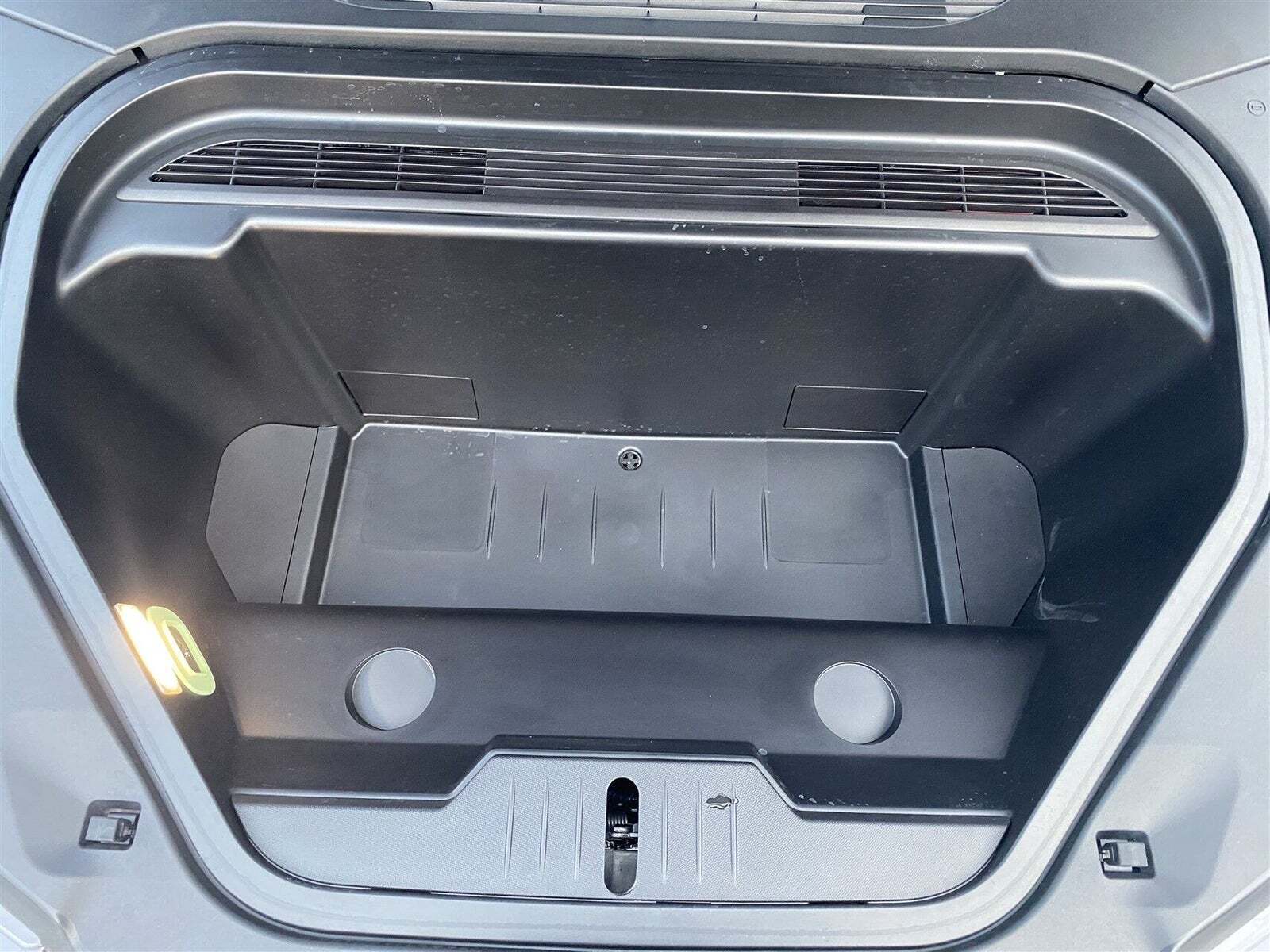 Rød Ford Mustang Mach-E fra 2022